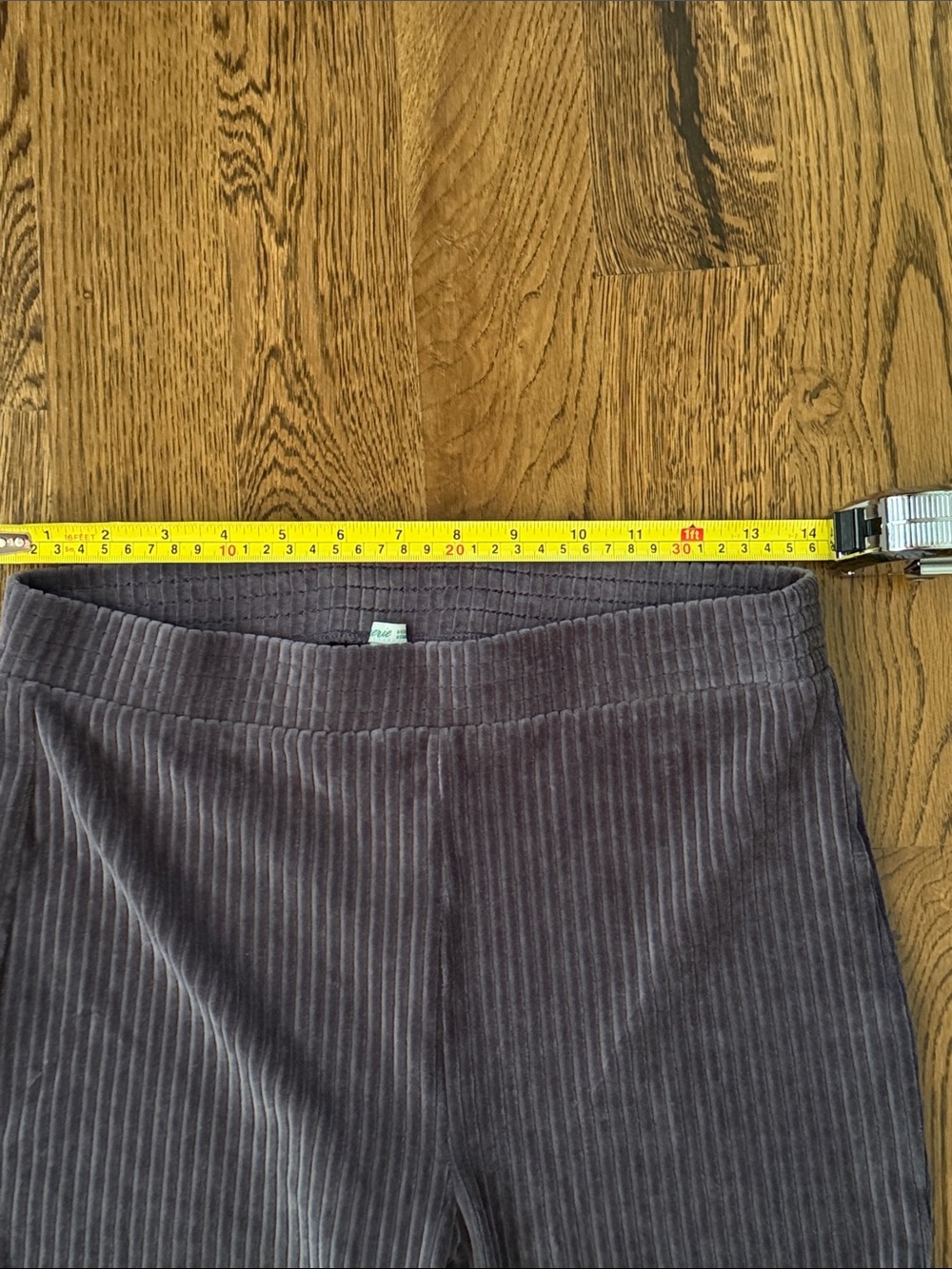 Aerie grey cord flare leggings medium - Picture 6 of 12